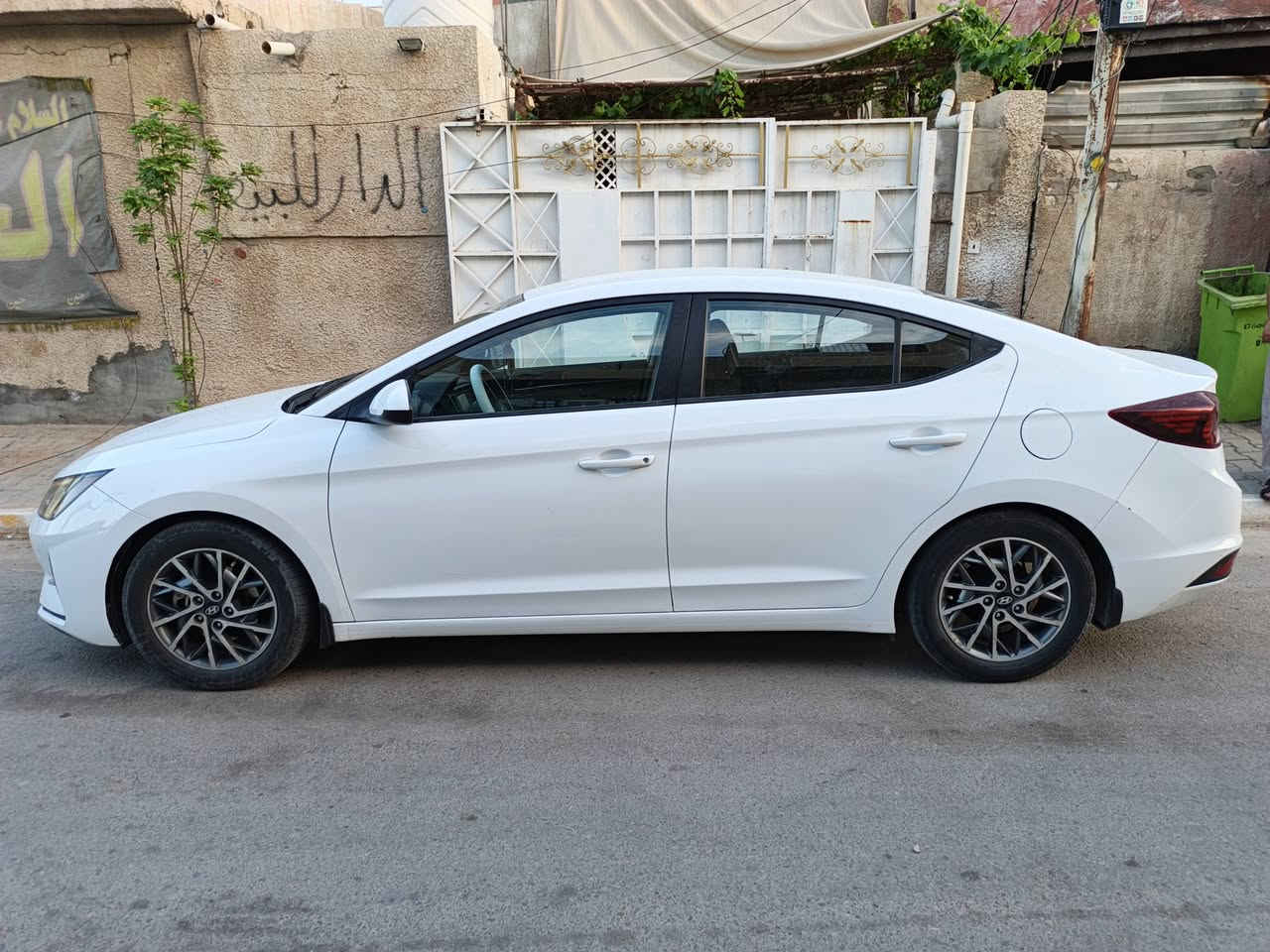 السلام عليكم 
النترا 2020 مكينه 2000 دوش داخله كلين سياره احلى من الصور بهواي ماشبه 84 الف ضررها هلال البنيد مكفوله من دواخل وشواصي سعرها 137 وبيها مجال بسيط 
( مكلف بالنشر ) رقم صاحب السياره *********** بي واتساب
حسين
