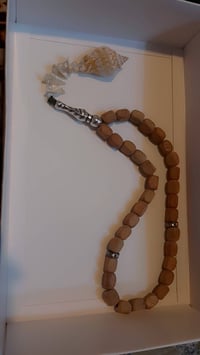 مسبحة خشب • مزينة بقواقع • تعليقة سيارة