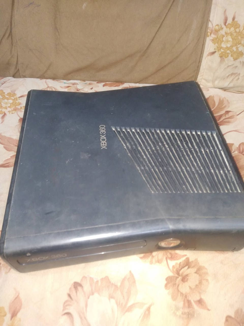 سلام عليكم يوجد لدينا اكس بوكس ٣٦٠
جديد بي ٤٠ لعبة قوية واكثر من اختياري يعني العاب قوية +٢ حسابات قوية جدا وبي
العاب معدلة مثل ماين كرافت واجي تي اي
جهاز بي ٢ انضمة تشغيل الجهاز بي كل ملحقات ماعد اليدات
سعرة ٨٠ وبي مجال
مكان بصرة


**إذا كنت صاحب هذا الإعلان وتريد حذفه لأي سبب، رجاءا أرسل رسالة إلى الدعم الفني**