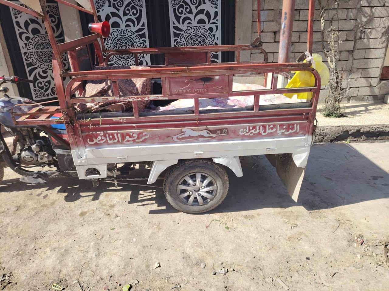 السلام عليكم ستوته موديل 2017 محرك نضيف منفيس بيها كهربايات يردلها ترتيب بيها لحيم بل شاصي والباقي كدام العين ستوته مال رزق ابيع او اروس اب اي شي السعر 650 وبيها مجال الرقم *********** كورك *********** واتساب
