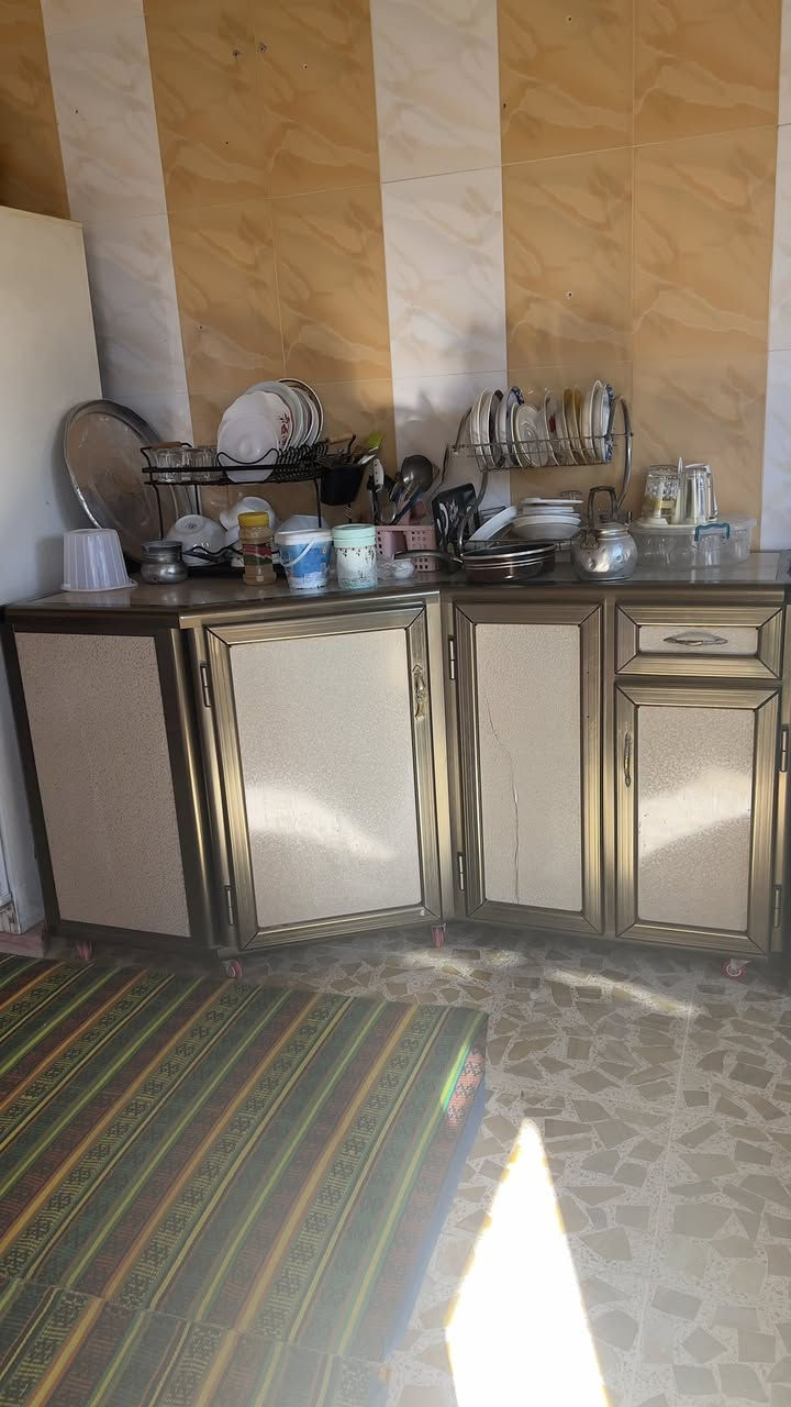 كاونتر ركن زاويه للبيع نضيف كلشي مابي
السعر 125 وبي مجال بسيط


**إذا كنت صاحب هذا الإعلان وتريد حذفه لأي سبب، رجاءا أرسل رسالة إلى الدعم الفني**