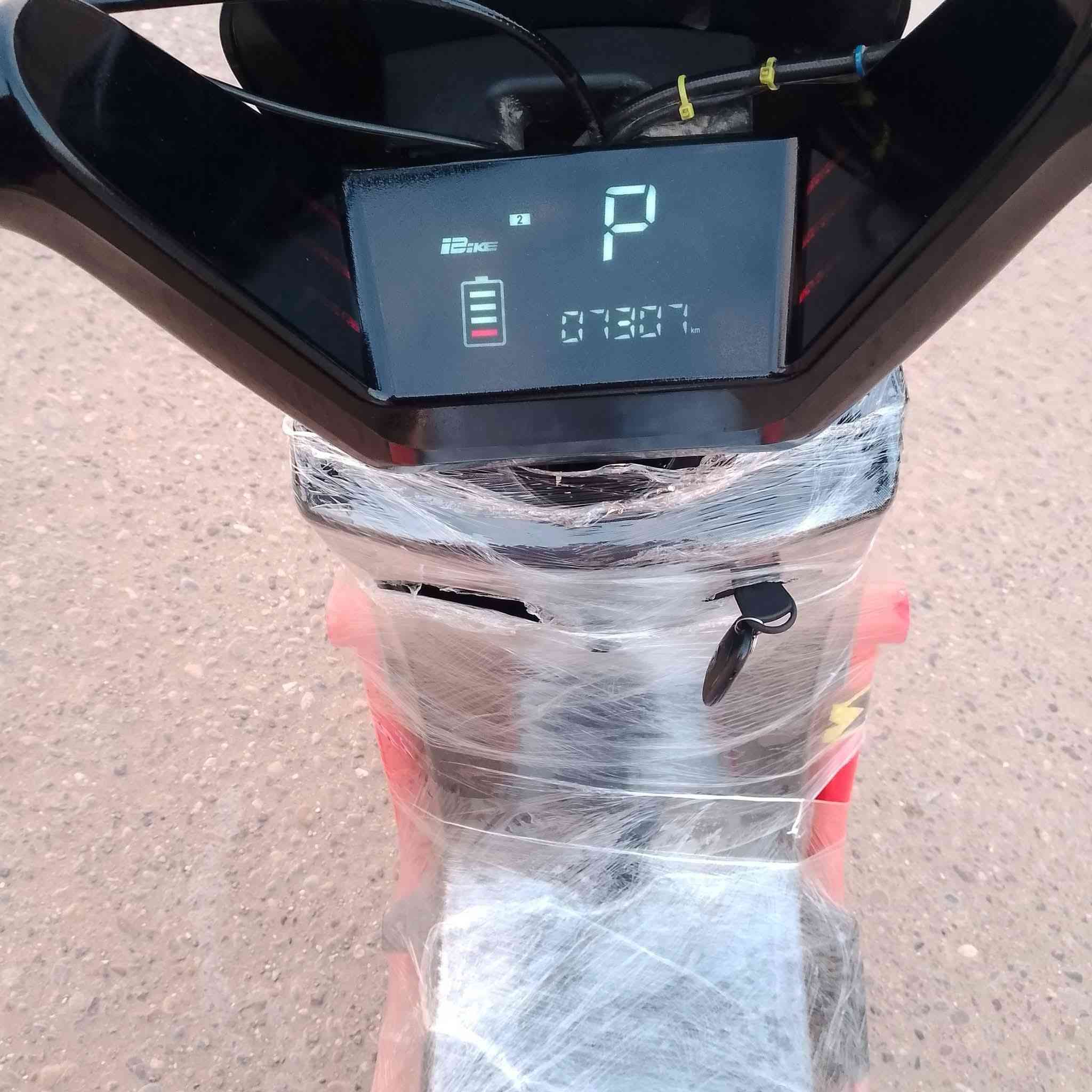 سلام عليكم ورحمة الله وبركاته دراجة شحن حجم ١٦ نضيفة اليوم بدلت بطاريات جدد احسن نوعية بلسوك
السعر ٤٢٥ وبيهة مجال العنوان بغداد مدينة الصدر
***********
