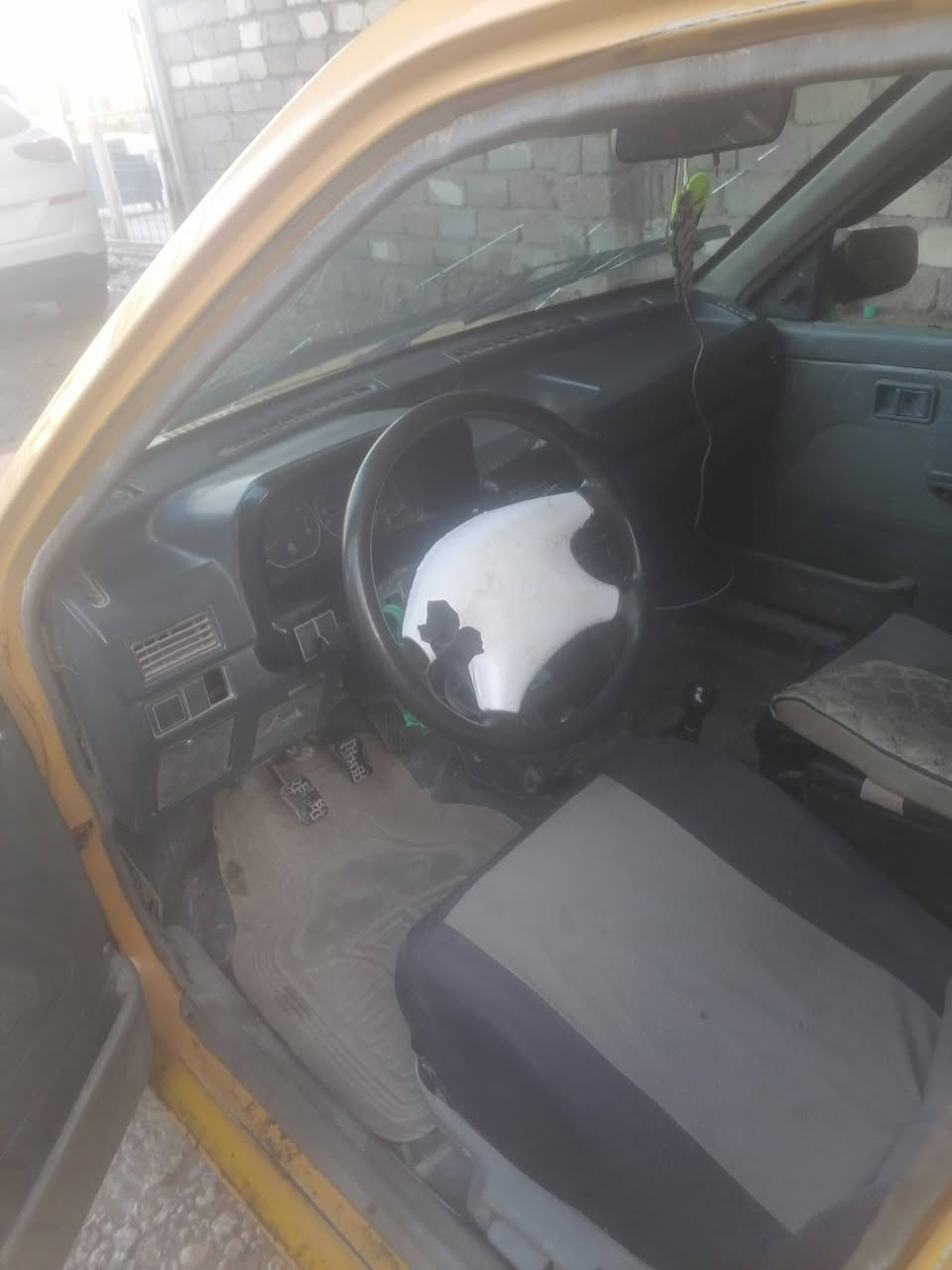 السلام عليكم سايبه للبيع مديل 2009
هيئه وغرامات مصفره راعي موجود بلحر مكاني كربلاء السعر 15 وبيعا  مجال رقمي ***********
