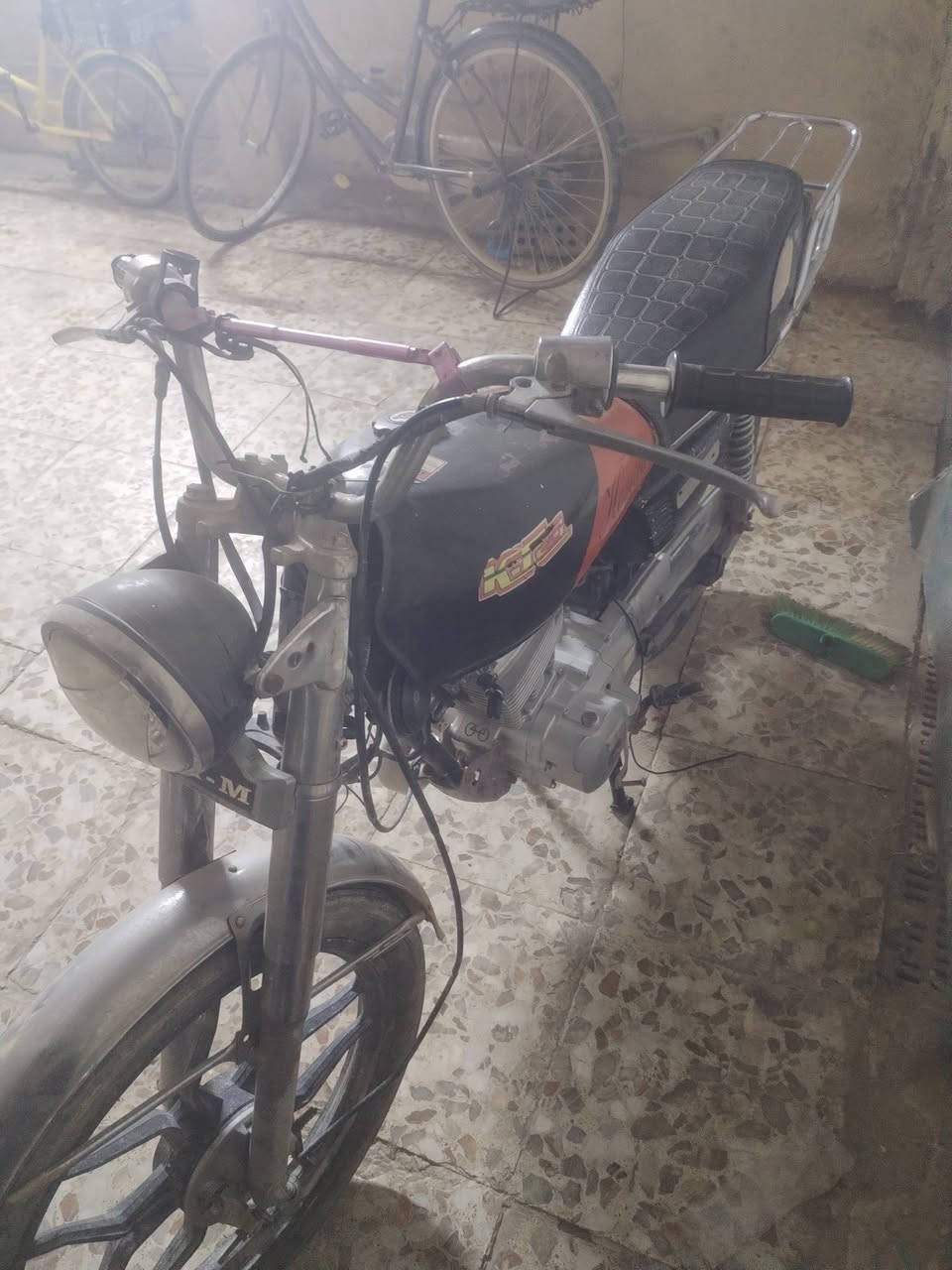 سلام عليكم شباب من رخصة مدير الكروب دراجة نامة وكيلهة العارضي اصولي موديل 2019 سعرهة 550 والاستفسار أكثر الاتصال على الرقم ***********
