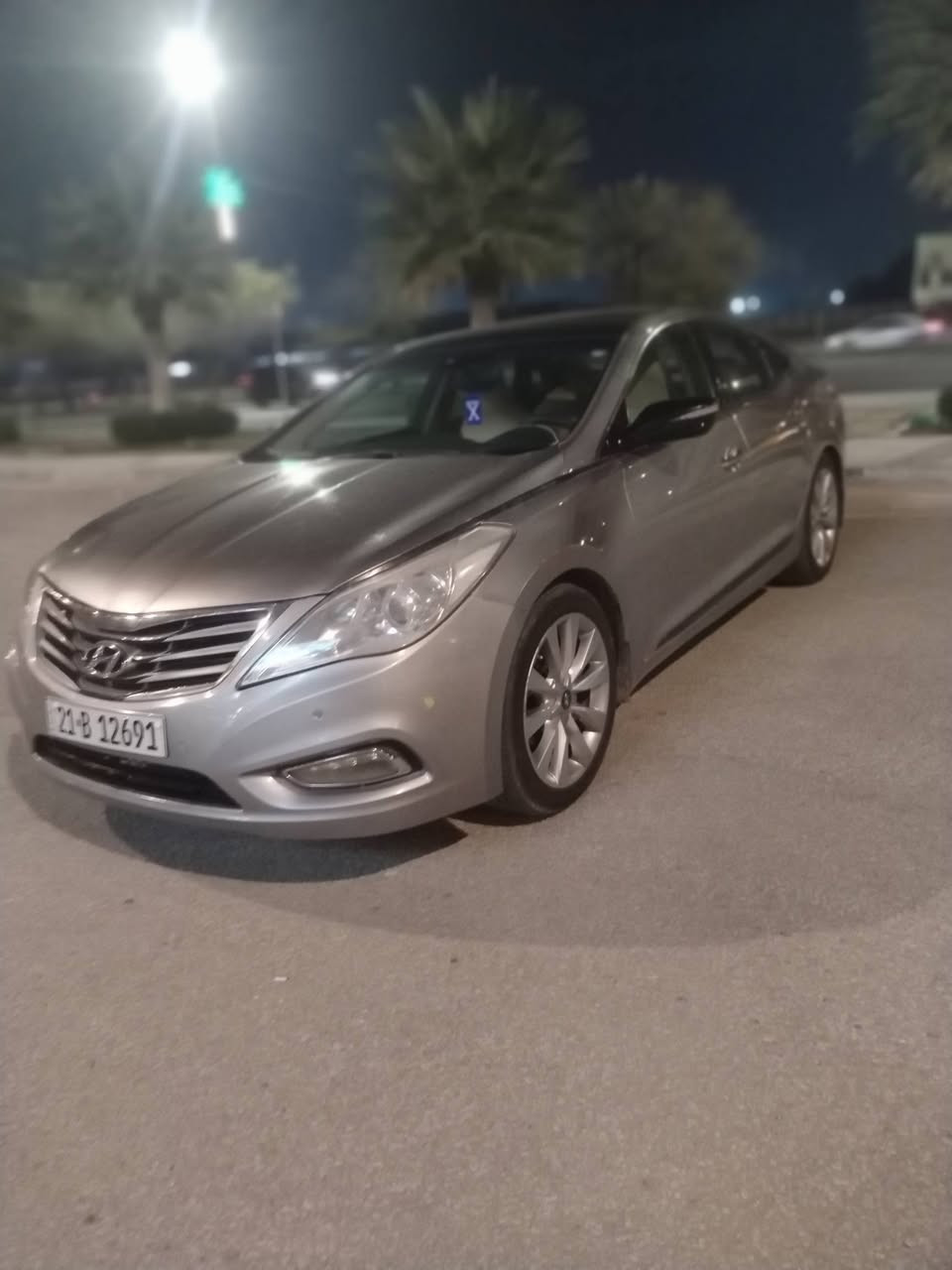 ياالله سلام عليكم سياره نوع هونداي  ازيرا موديل 2012خليجي فول مواصفات واحد عل واحد بصمه بنراما شاشه كامره حساسات تحكم ستيرن جهتين خمسه ويل كب 6سلندر 2قطع تبريد سستم سماعات كشاف زنون كفاله كير مكينه حداديه تخم تاير تبريد تدفىه تبريد ثلج شاير بل مري مري شفط كشنات كهرباىي جلد مكفوله من الحادث والضرب والتبديل والفتح والصبغ سياره جاهزه خير من الله العنوان كربلاء السعر 112وبيه مجال حك الجيه الهاتف ***********بيع فقط
