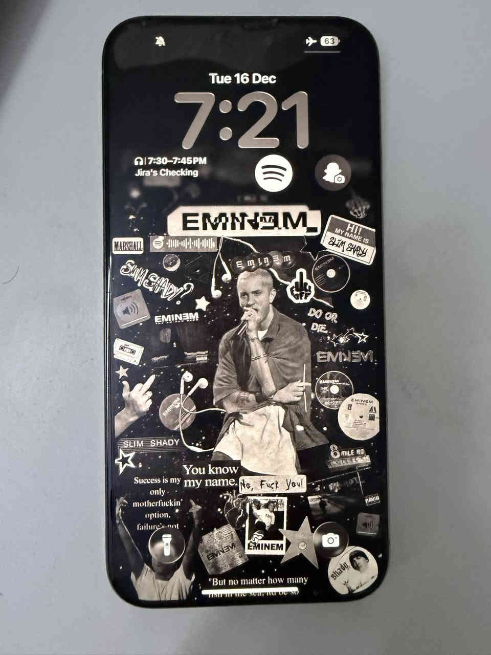 ايفون ١٥ برو ماكس ذاكرة ٢٥٦ بطارية ٨٧٪؜
المكان : الكرادة او حي الجامعة
السعر : مليون و١٠٠ وبي مجال بسيط
نظيف جدا ولا اي شخط بي ووياه مجموعة كفرات 
ضمان ABM
الكارتونة الاصلية والكيبل وياه

واتساب:
***********
