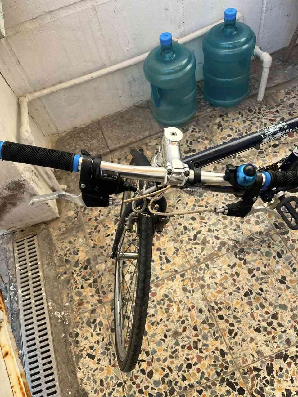 سلام عليكم c700ياباني ماركة ويكاند فول اصلي وكلش خفيف وسريع مال مسافات بعيدة معدن المنيوم كلة شغال اي عطل مابي السعر ١٤٥ الف مكاني بغداد الغزالية


**إذا كنت صاحب هذا الإعلان وتريد حذفه لأي سبب، رجاءا أرسل رسالة إلى الدعم الفني**