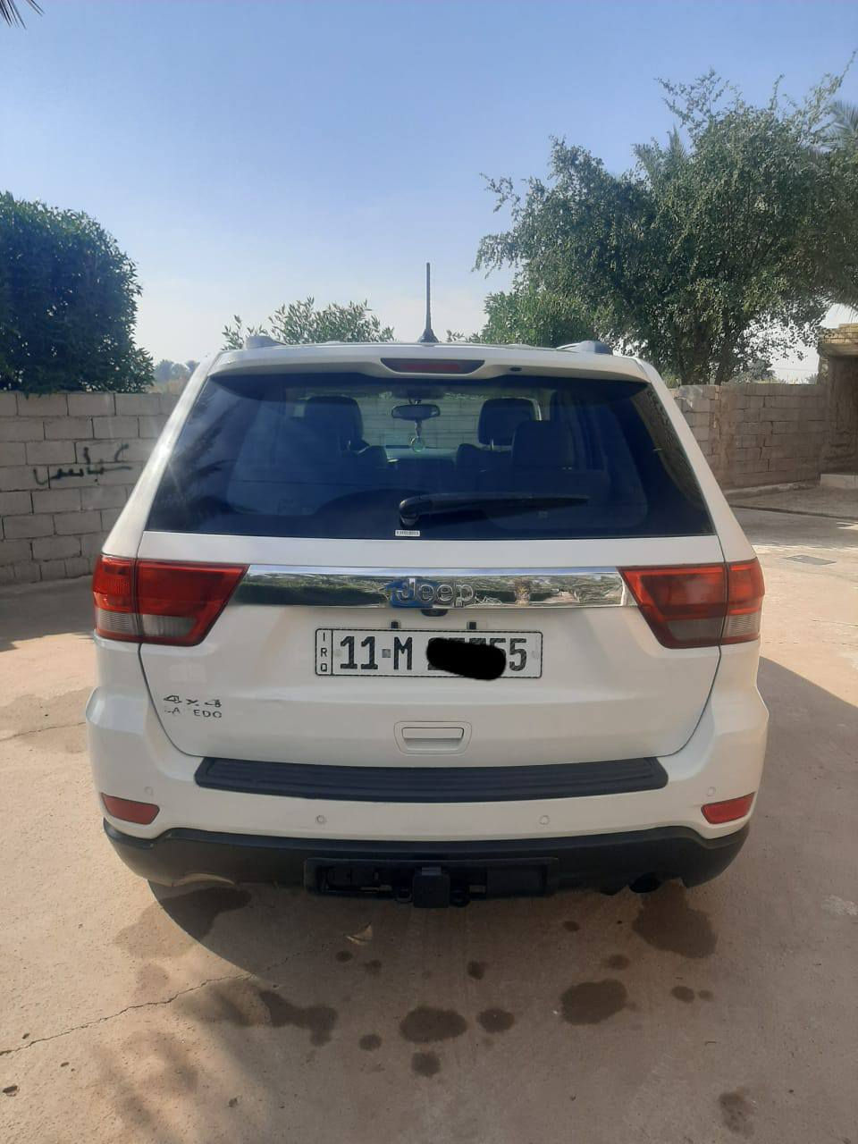 (( السعر  ١٥٧  بيع او  مراوس. ))جيب شيروكي وارد امريكي موديل 2011 رقم بغداد الدولي الجديد.(شرط التحويل)سياره  جديده  بدون حادث قوي حادث امريكا السونار مرفق لموصفات
بصمه ابواب

 (خمسه ويل كب بلاد    

شاشه بلاديه 

كامره دواره  (مكاني بابل مشروع المسيب)

كشنات جلد 

كشنات كهرباء 

قطعتين تبريد 

مكينه ٦ سلندر   المرغوب كفاله كير مكفول 

تحكم ستيرن جهتين 

مانع تزحلق ( ابيع متعهد من الكلبه والضربه القويه والغود وشواصي كله سليم )

 للستفسار.(***********) واتس اب موجود ايضا

