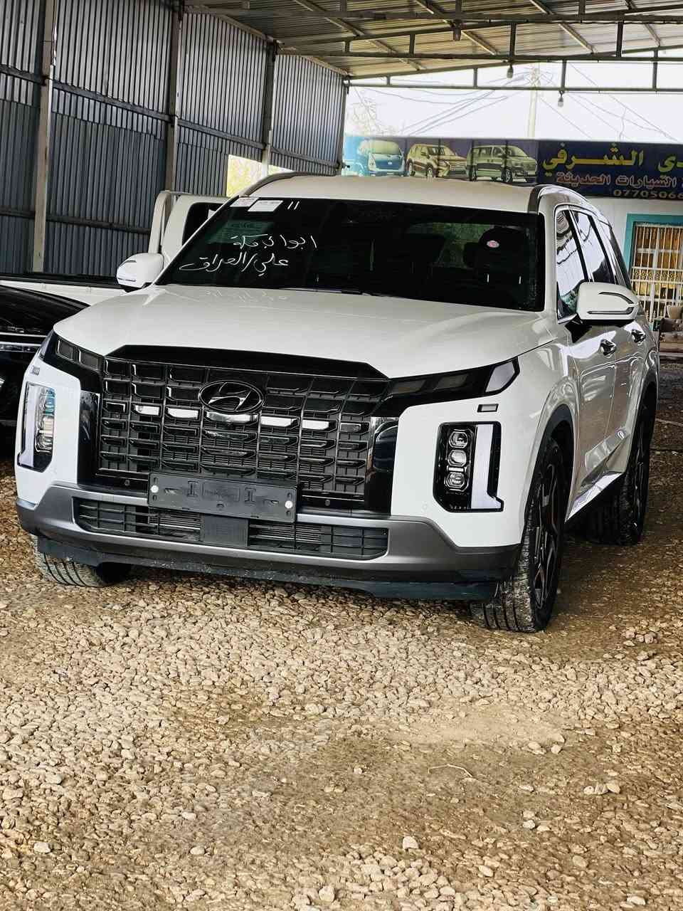 � هيونداي بليسايد 2024 _ لمتد - limited 🚙

✅ 7 راكب
✅ الوقود: بانزين
✅ محرك 6 سلندر – 3800 CC
✅ وارد كوري
✅ فول مواصفات
✅ كفالة عامة
✅ داخل ابيض خمس كامرات … 
📍 العنوان:
بابل – الشوملي – معرض سيد مهدي الشرفي

📞 للاستفسار
***********
