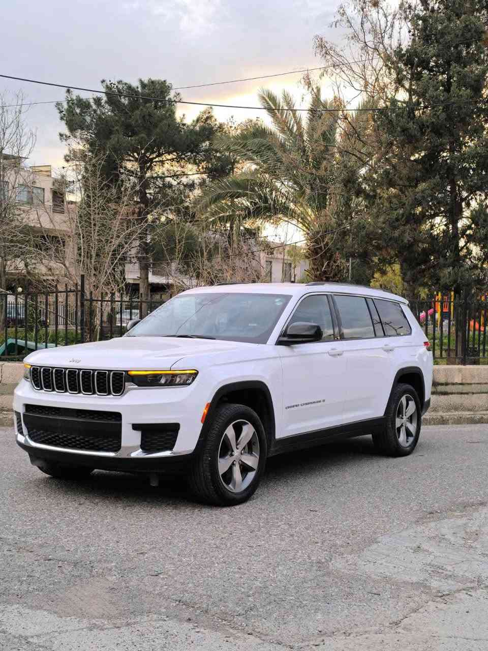 کــــــوردی 
تەنها فرۆشتن بە نقد 
Jeep grand Cherokee 
جێب گراند چیڕۆکی 
مـــۆدێل /2023
مواسفات / altitude, سێ رێز کوشن،
مەکینە /v.6 شەش پستۆن / 4×4
بێ ئێڕباگ ، بێ ناوگرتن
 چامرلغ سبوغ ، بستەک سەندوق کلێر

نـــــــرخ  (( 25900 $  )) 

ناونیشان هەولێر
 پەیوەندی واتساپ  للاستفسار اتصال -8585-105-0777-
0751-015-6134

عربي 
فقط بیع نقد 

Jeep grand Cherokee 
جيب كراند شيروكي 
مــــــــودیل/2023
مواصفات/ altitude , سبع اراكب ، 
 دبل اكسل 
محرك /  v.6 ست سلندر
بدون ایرباك ، بدون دواخل
جامرلغ صبغ ، شبر صندوق كلير

سعر   (( 25900 $  )) 
عنوان اربیل ، للاستفسار اتصال -8585-105-0777-
0751-015-6134 أربيل, العراق


**إذا كنت صاحب هذا الإعلان وتريد حذفه لأي سبب، رجاءا أرسل رسالة إلى الدعم الفني**