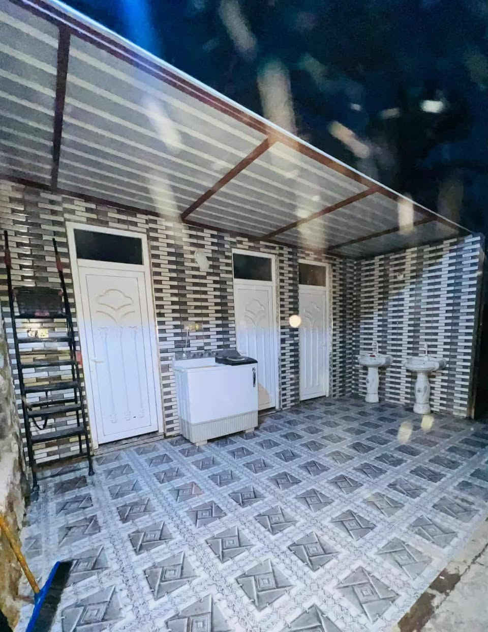 مزرعه3دوانم مع بيت بناء حديث وحقل دواجن طابو زراعي سند 25مزرعه تحتوي ع اكثر من ٥٠ نخله واشجار تين الحقل جاهز للعمل مجهز بكافه المعدات والمولدات كافة الخدمات ماء، وكهرباء العمادية طريق حلة/قاسم
#وتوجد لدينا عدة دوانم ومزارع وعروض ومقاطعات عليكم متابعة الصفحة لطفا أو الاتصال بنا ويظهر لكم كل ما هو جديد لدينا مع تقدير
***********
