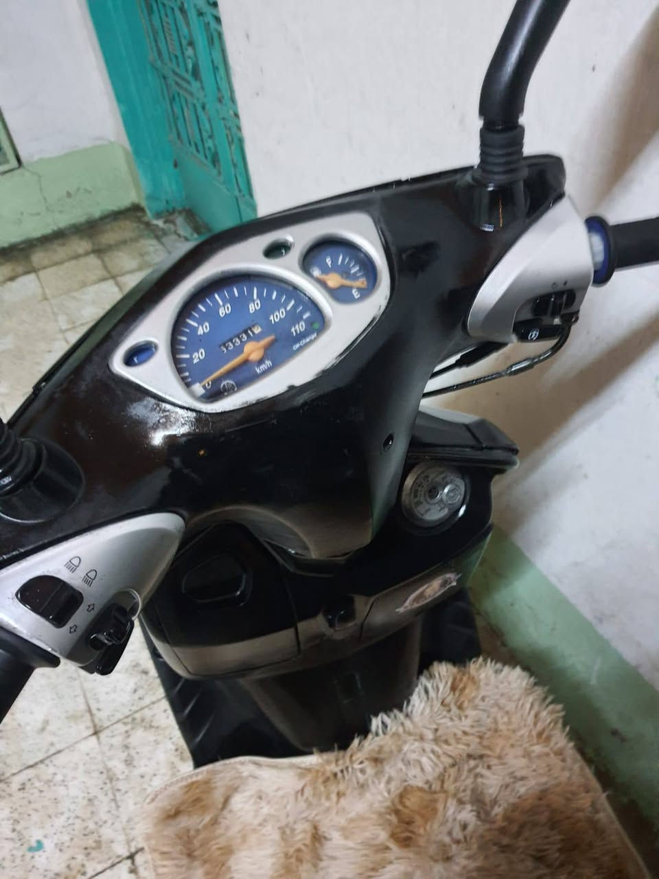 سلام عليكم سكنس نثية ياباني 110 ستان حساس كهربائي شعلة معدل الدرجة خير من الله كهربائيات كلها تشتغل ونكرة سلف سعر 700 وبيها مجال الشراءي يتصل واتس على رقم ***********
