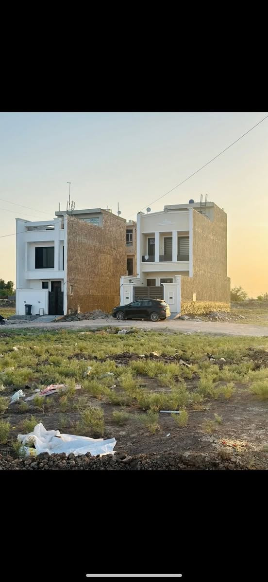 قطع  اراضي النزاهه في الغزالية ***********
توزيع الى الموظفين سنه 2019
 
طابوووو صرف سكني وليس زراعي 

تحتوي   ماء  💦  صرف صحي 🛀  كهرباء💡 

الخدمات بالكامل  موجوده  

البناء ةمستمر  بيها  بدووون انقطاع مع قروض
اعمار  واسكان  من قبل  الدوله  
تقع  بداخل  الغزاليه  قريبه جدا عن الشارع العام 

____________________
اغتنم الفرصه واخلص من الايجار  المنطقه بتزايد  مستمر   

اوقات الاتصال ()***********
 
العنوان ،، الغزالية نهاية شارع المركز
