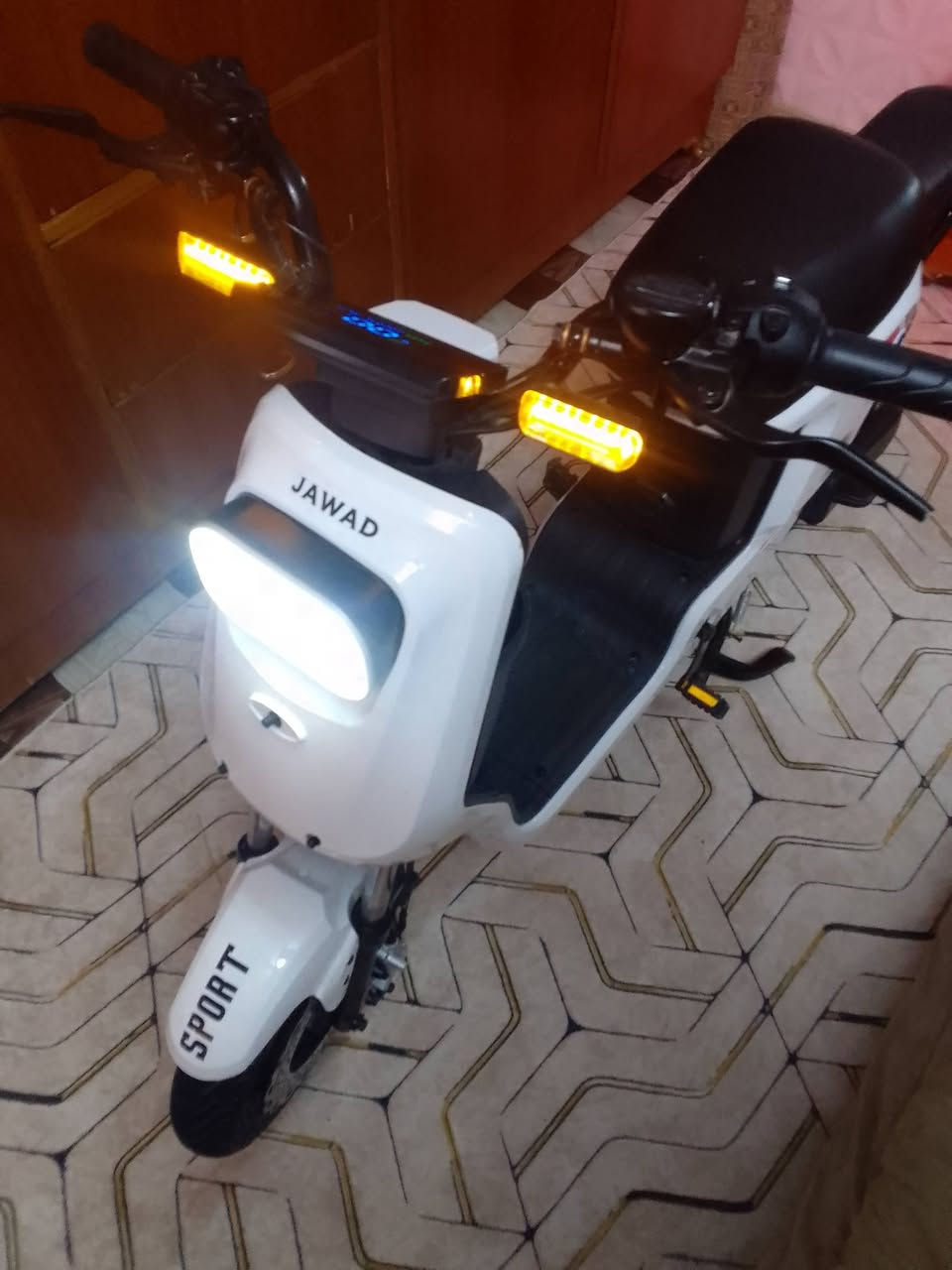 دراجه شحن للبيع مكانه حي العسكري كركوك (***********)
