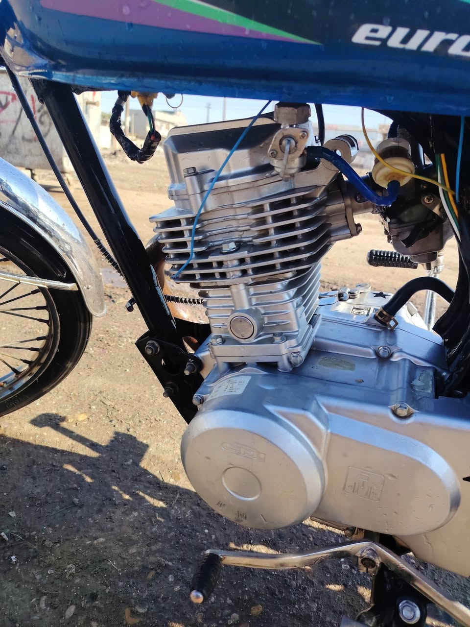 السلام وعليكم شباب درجه لبيع موديل ٢٥سعر ٤٠٠وبيه مجال ***********
