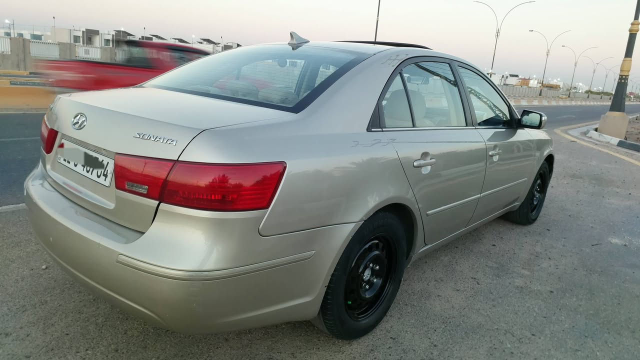 مراوس وبيع سوناته موديل ٢٠٠٩ رقم أربيل دولي بسمنه سنويه جديده ٢٠٣١ هزه جديده تحويل مباشر وارد امريكي بيه جاملغ امامي بدون داخل فقط ومصبوغه حزام جماليه سبب صبغ جراد كير ومحرك جدد تبريد شغال حداديه امامي وخلفي جديده كهربايات كله شغاله تخم تاير ويل جديد دوشمه جديده حجم المحرك ٢٤٠٠ دوش فول سياره فتحه شاير بل مري تحكمات ستيرن شاشه كامره  دواخل لونين صاج مكان سياره كربلاء سعر ١٠٥           ***********

