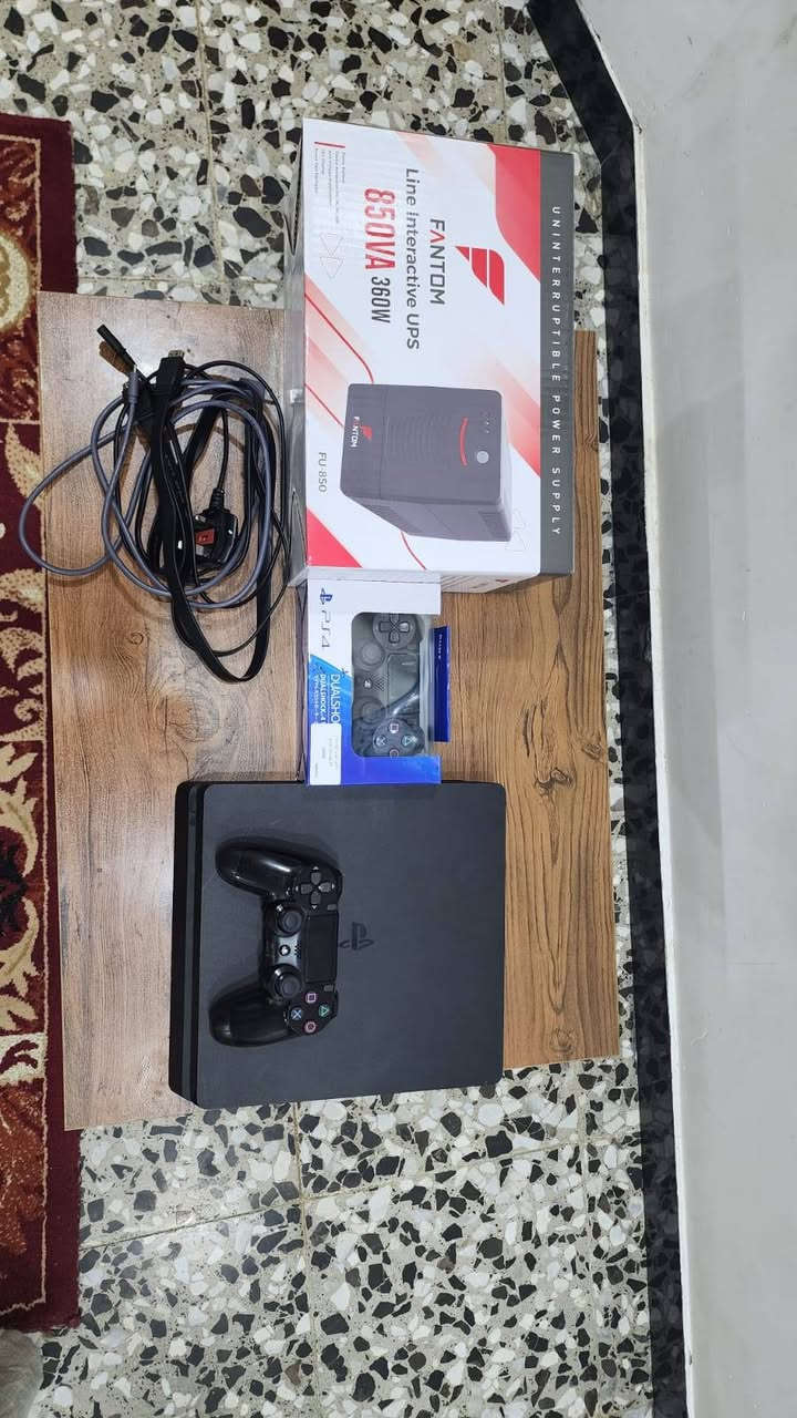 سلام عليكم
بلي 4 سلم مهكر مستخدم قليل جدا نص تيرا ويا يدات عدد ٢ وحده اصليه َالثانيه تجاريه + يوبي اس جديد غير مستخدم اصلي 
للبيع سعره ٣١٥ الف
عنواني حي الجهاد
متواجد حاص


**إذا كنت صاحب هذا الإعلان وتريد حذفه لأي سبب، رجاءا أرسل رسالة إلى الدعم الفني**