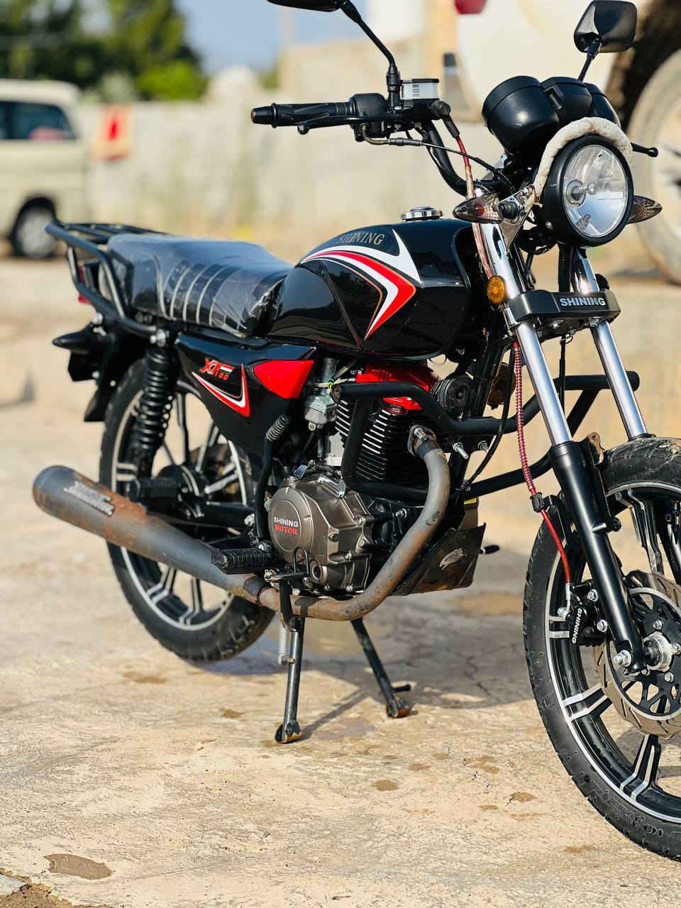 دراجه دايون شاينك محرك 150اوراق اصولي مديل 2023شكل قفاز دراجه جديده ما عده بس جاملغ اامامي مكسور دراجه ناعمه وحلوه مكانه ناصريه قضاء الرفاعي السعر مليون و اربعميه (1400) وبيه مجال الرقم ***********
