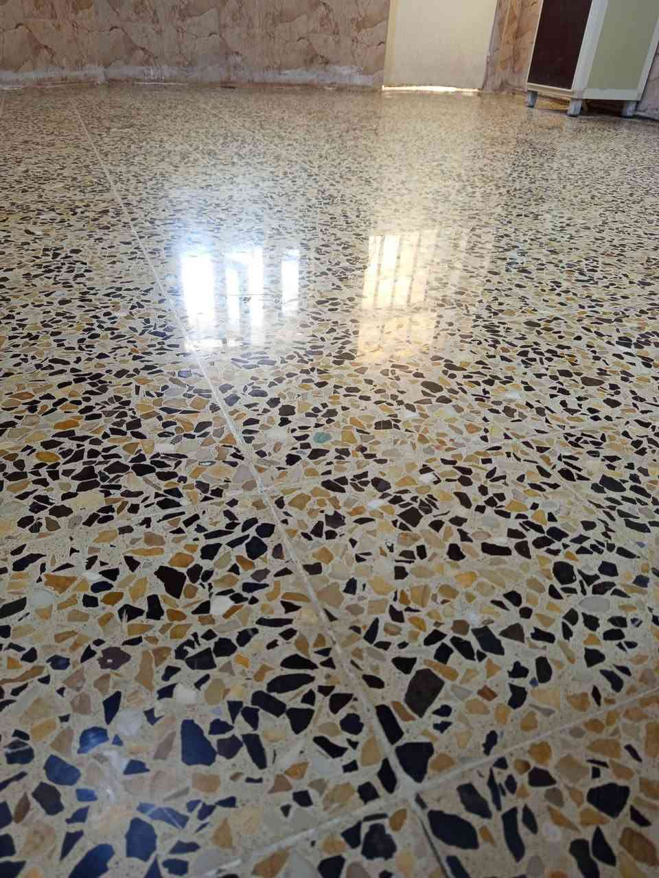 تم الانجاز هذا جلي قبل وبعد 
جلي موقعي انواع الكاشي والمرمر #الخالص وتنضيف الكرانيت
جلي موقعي درجه اولى وستلام مهندس
نعالج الكاشي المحفر والكاشي القديم نرجعه جديد
التواصل  متواجد تصال وات ساب (***********)
