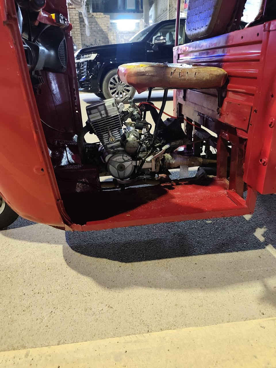 سلام عليكم تكتك موديل 2018 اوراق محوره مكينه واكسل ستوته اريد  اراوس بستوته  ***********
