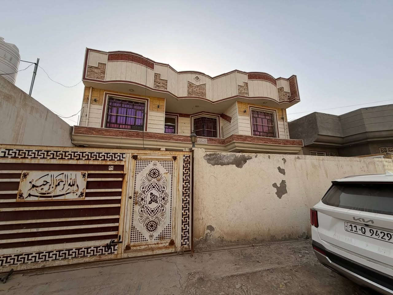 🏠 / #دار للإيجار مساحة300م
(#علمان بأن الدار فارغ ستلام مباشرة)

الطابق الاول/ مطبخ . أستقبال. هول . غرفتين . مجمع صحيات

 

الطابق الثاني /غرفه3 . كلدور 

🌎 #الموقع/حله شارع 80///شارع المراشده

          (عرض الشارع8م  مجاري قريب ع شارع 80)

للأستفسار اكثر  مراجعة المكتب

***********

 #عنوان المكتب ع شارع 80 مقابيل محطة اضواء الحله.
