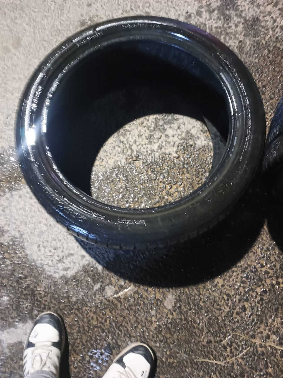 كوشكتين اي دي 4 عدد 2 للبيع بسعر حرق وكاله استعمال قليل جدا القياس 255 على 45 20 يوجد خدمه توصيل للتواصل 0797494932


**إذا كنت صاحب هذا الإعلان وتريد حذفه لأي سبب، رجاءا أرسل رسالة إلى الدعم الفني**