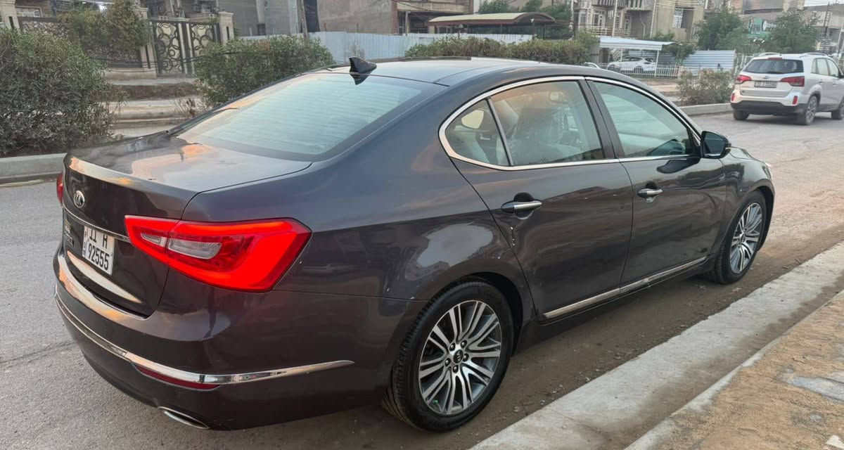 كيا كادنزه موديل 2016 وارد امريكي حادثه جاملغ بسيط بدون دواخل
فول مواصفات 1/1
محرك 6سلندر اوتوماتيك كير محرك مكفولات
تبريدثلج 🥶 تخم تاير حداديه صدر ممتاز  
بيها قطع صبغ سبب جراد ابيع صبغ حزام 
سعر112 ورقه  
عنواني بغداد ***********
