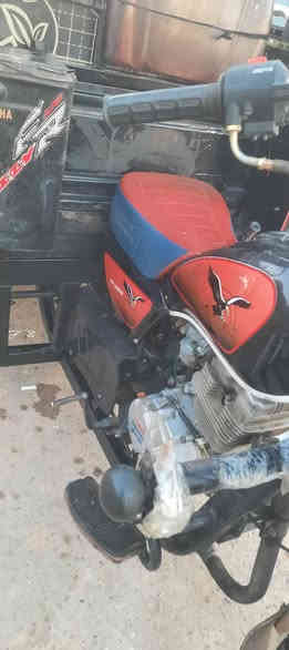 السلام عليكم ستوته لل بيع موديل2020 مكينه20 ستوته حلوه ومال شغل خشب جدد مكينه ستوته حلوه وناعمة كهربائيات شغاله اكسل كفاله
مكان بغداد المعامل العماري قرب مطعم الحجي

 ***********
