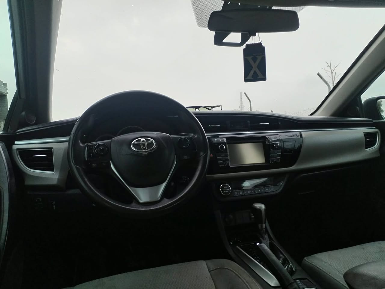 سلام وعلیکوم توێتا کۆرلا 2016سلڤەر گێڕومەکینە وکارەبای بەشەرت گێڕ تۆماتیک سەیارەیەکی توندو تۆڵەوبێ کێشەیە تەقەوڕەقەی بەشەر زۆر پاکو جوان ماوەتەوە چوار تایەی لۆکی لەسەرە سەنەوی تا2030تازەیەکۆبۆنی بانزینی هەیە بەناوی خۆمانەوەیە تەحویلوغرامەبەشەرت سەیارەکە سێ پارچەی بۆیاخە کەمێک لای پاترێکەوە ناوی گرتوە زۆر نیە سەیارەکە هی هیماڵەو هی معرەز نیە زۆر جوانوو تازەماوەتەوە سعر 112گەڵاومەجالێکی برایانە 
ڕقم مۆبایل :***********
ڕقم مۆبایل:***********
