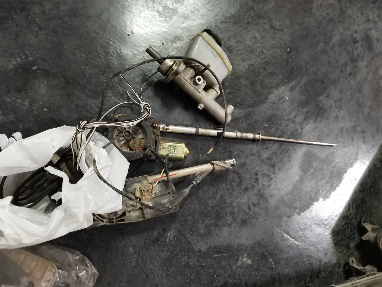 ام اشیانە بۆفڕۆشتن مشتەریت نامە بنێرە


**إذا كنت صاحب هذا الإعلان وتريد حذفه لأي سبب، رجاءا أرسل رسالة إلى الدعم الفني**