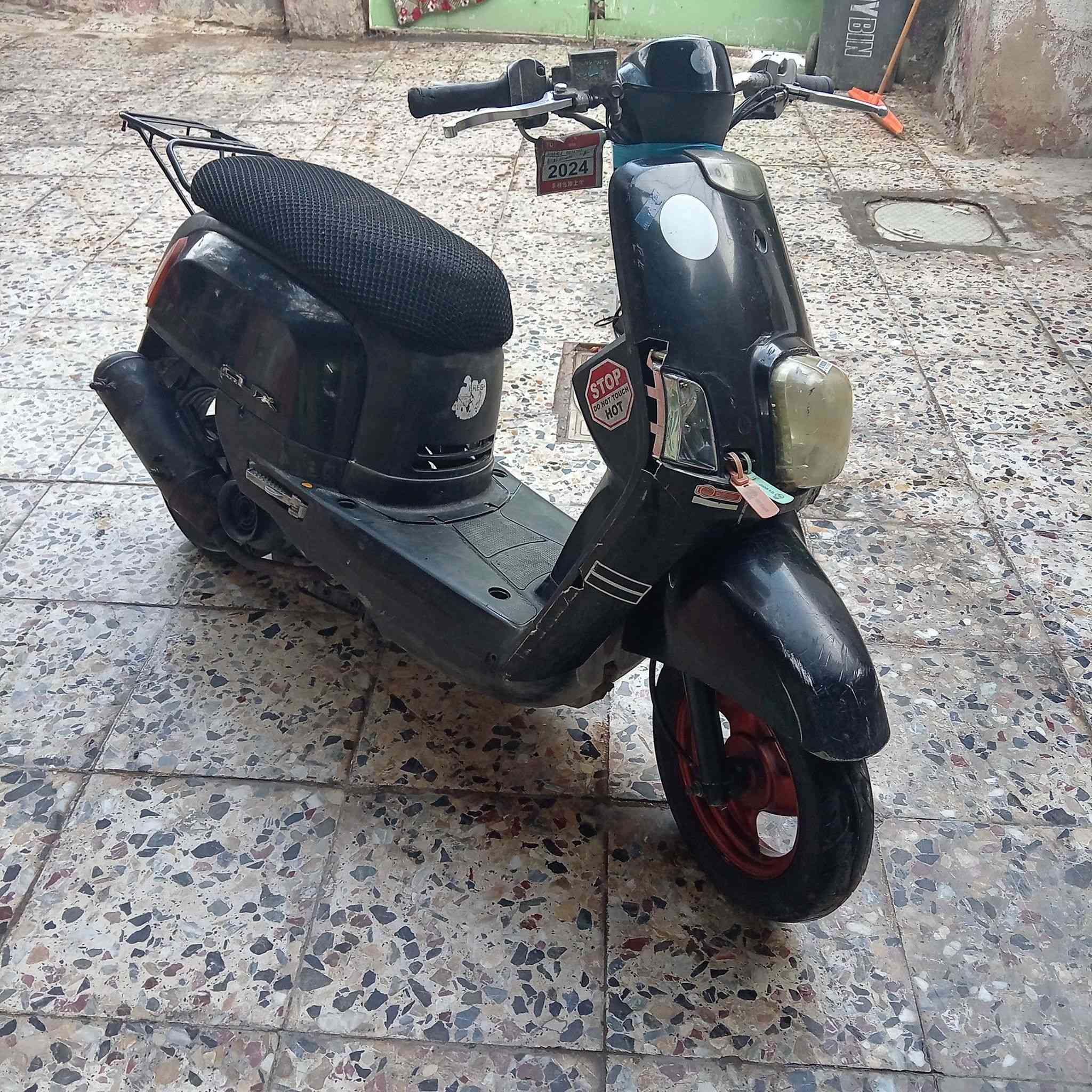 السلا م عليكم دراجه بوليس للبيع شغاله نكره سلف كابريتر دراجه خير من الله السعر ٤٠٠الف العنوان بغداد سبع قصور شارع قاسم الوكيل نهايته هاتف***********
