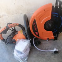 موجود كوسرة قص جدار العمق 15 cm حجم كبير  السعر 270 وبيه مجال شي قليل ...