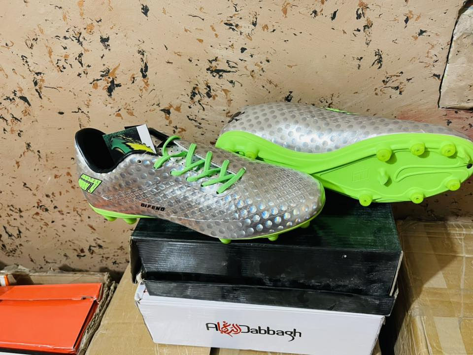 تخفيظات حذاء استد لعب طوبة سعره ب١٠ ألف والقياسات ٤١-٤٢-٤٣ فقط يوجد ٣ قطع ويوجد خدمة توصيل لكل المحافضات والكمية محدودة


**إذا كنت صاحب هذا الإعلان وتريد حذفه لأي سبب، رجاءا أرسل رسالة إلى الدعم الفني**