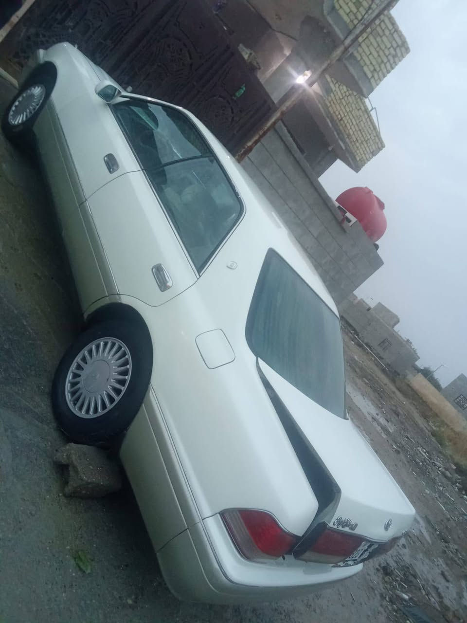 السلام عليكم سياره للبيع لمكان البصرة لقرنه ***********
