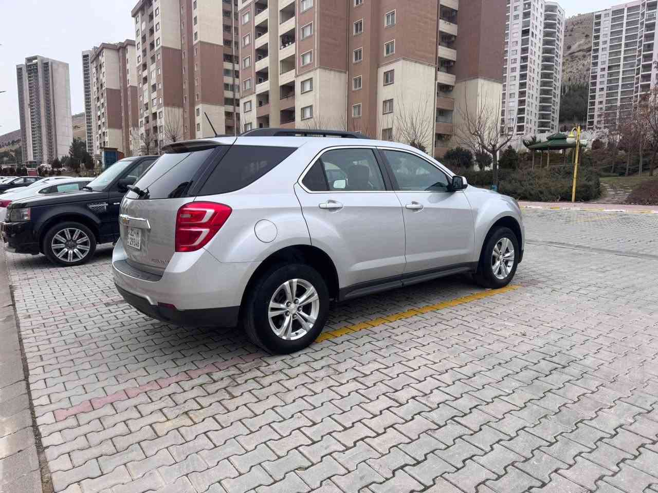 شوفليت ئيكونس موديل 2016
بدون صبغ بدون تبديل كلين تايتل 
مواصفات LT كامره خلفيه بلادي 
دبل اكسل كشنات امامي كهربائي هيتر  وارد أمريكي 
حجم المحرك 2400. 
حجر صالنصه بلادي كهربائيات كله شغال بشرط
ماشيه 75000 ميل سويج ريموت عدد 2 
حداديه امامي وخلفي جديد بشرط 
سنويه بأسمي مجدد لغايه 2030 تحويل وكاله حاضر
السيارة على وضع الشركه جديده 
مكان السياره سليمانيه
السعر 124 ورقة بيه مجال بسيط
رقم تلفون ***********
