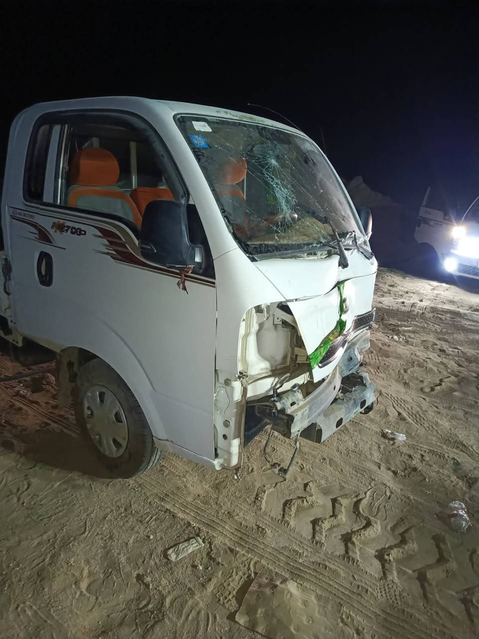 سلام عليكم كيه البيع عله حادثه سابقن مكفوله موديل 2020 رقم بصره جديد مكان بصره سفوان سعر 75  ***********
