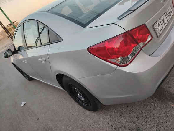 السلام عليكم شوفر كروز للبيع سياره موديل 2013 العنوان بغداد سياره جديده مكينه وقير وحداديه تخم تاير بالكرتون السعر 80 وبيها مجال حق الجيه العنوان بغداد الاستفسار برقم الهاتف***********
