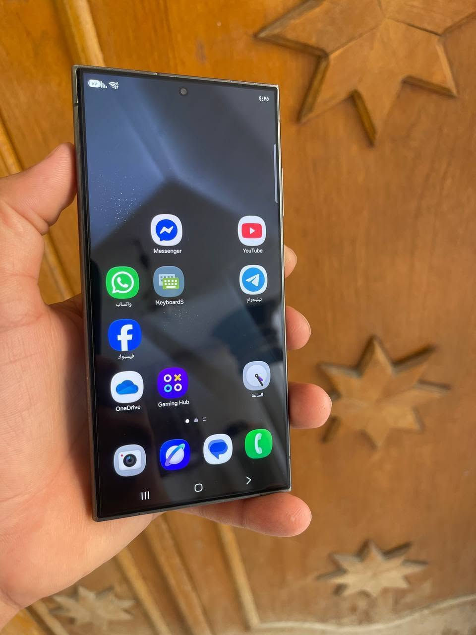السلام عليكم عندي جهاز S24 الترا ذاكره 256 رام 12+12 معالج Snapdragon 8 Gen 3 بطارية 5000mAh مع شحن سلكي 45W شاشة 6.8 بوصة Dynamic AMOLED 2X بدقة QHD+ ومعدل تحديث 120Hz وسطوع يصل إلى 2600 شمعة كاميرا رئيسية 200MP مع كاميرات تقريب 50MP (5x) و10MP (3x) وعدسة واسعة 12MP السعر 870 مكاني حله شارع 60 رقمي ***********
