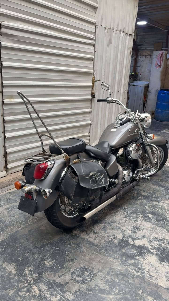 سلام عليكم دراجه هارلي شادو 400 محرك سعره مليونين وربع وبيه مجال بسيط خاص مفتوح


**إذا كنت صاحب هذا الإعلان وتريد حذفه لأي سبب، رجاءا أرسل رسالة إلى الدعم الفني**