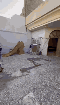 دار للبيع طابو صرف المساحه ١٥٠ بغداد جسر ديالى الساهرون قرب ابو جنات المضمد غرفه نوم صاله مطبخ استقبال كراج كامل خدمات مي كهرباء
مجاري تبليط للاستفسار اكثر متواجدين ع الرقم فقط ***********
