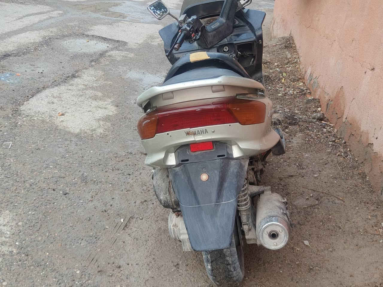 السلام عليكم شباب دراجه ماجستا للبيع باتري جديد دراجة كلشي شغل بيها محرك 250cc مكان  قضاة المدينه سعر350 بيها مجال لشراي ‏‪0 785 206 3234
