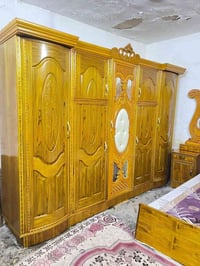 غرفه اخشاب مستعمله نظيفه جدا مديل نفخ مقوس 5ابواب ملحق الزاويه كنتوريه...