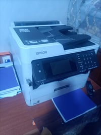 للبيع طابعه ابسون وبسعر مناسب 07722667523