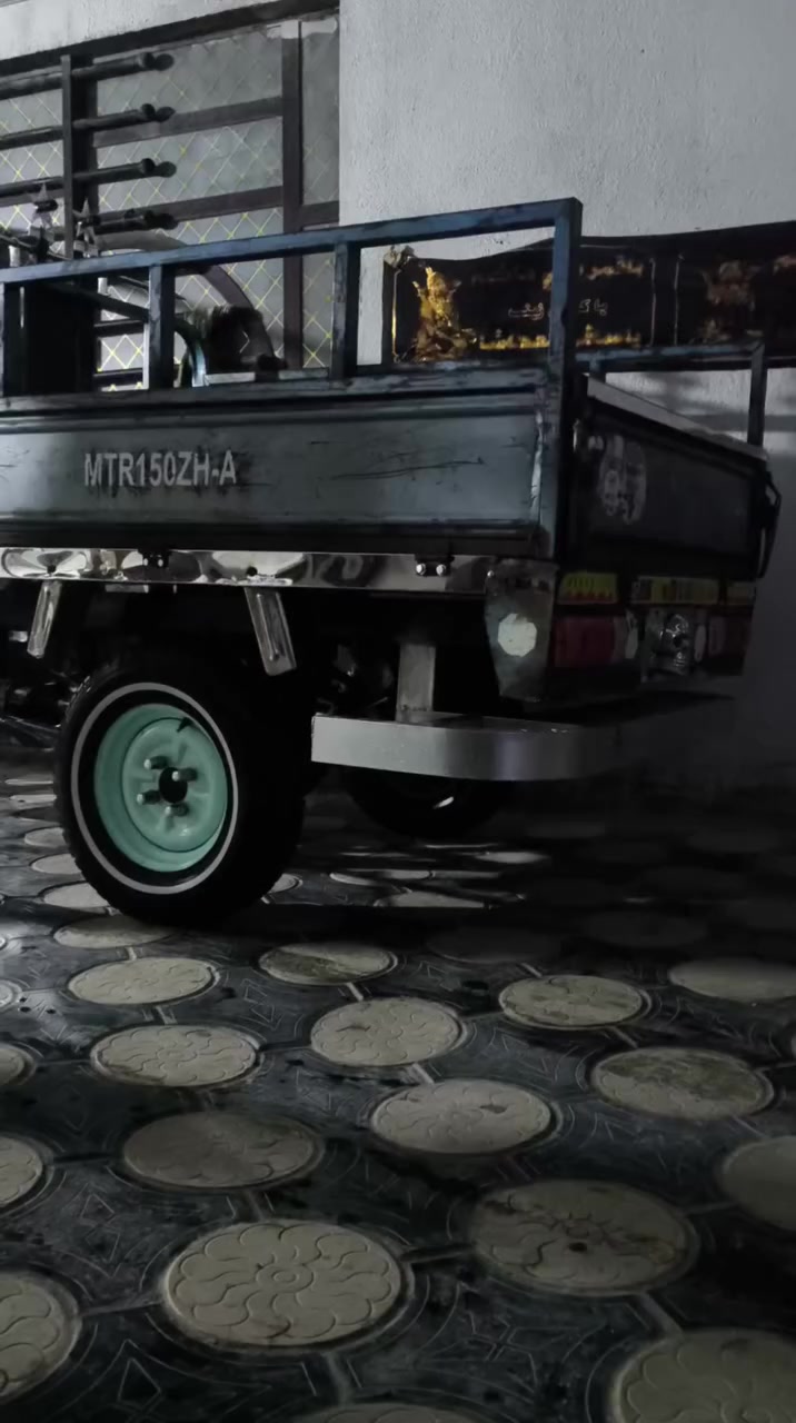 كفاله عامه للبيع موديل 2018  اوراق أصولي وكيله جبريل 
شاصي مكفول كفاله عامه شوفت عينك كلها جديد 
ميحتاج أكلك مكاني نجف خاص مفتوح


**إذا كنت صاحب هذا الإعلان وتريد حذفه لأي سبب، رجاءا أرسل رسالة إلى الدعم الفني**