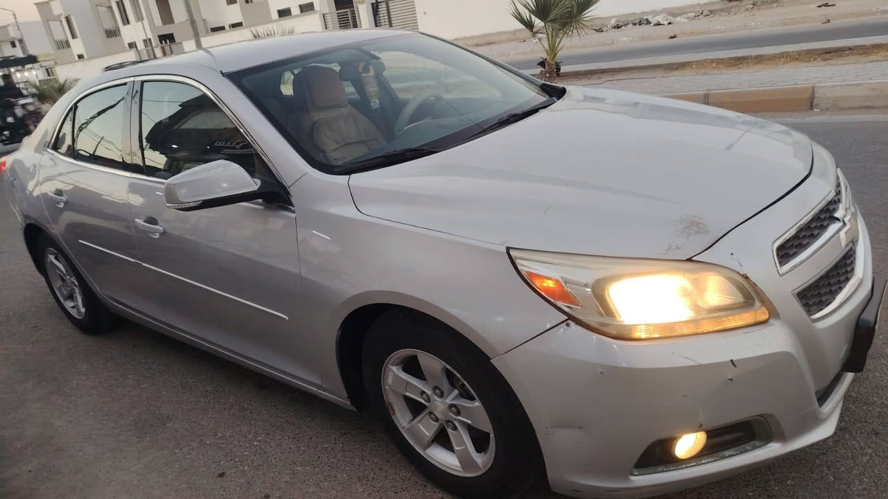 ماليبو موديل ١٣
ضربتها بسيطه. السياره نظيفه
***********
رقمها المثنى
مكاني السماوه
