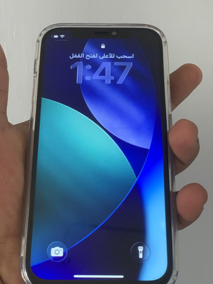 سلام عليكم 12 للبيع امبدل شاش وبطاري تفصيخ السعر 350 وبي مجال*********** التاجي
