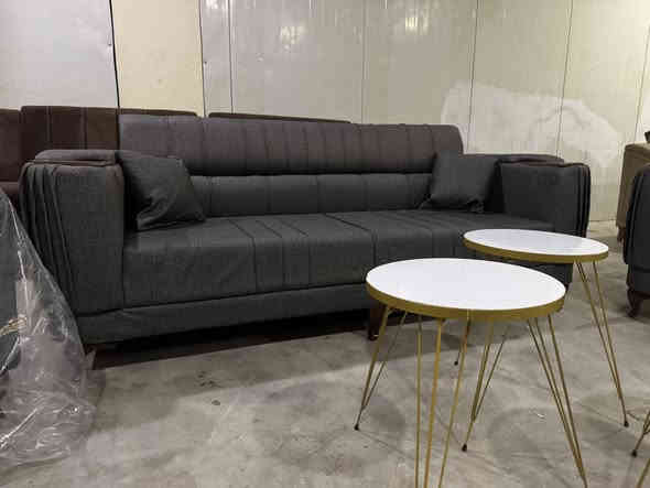 قه نه فه ي (10) نه فري به كار نه هاتوا شتيكي زور جوان پاك 
راقي شتيكي تايبت هيج عيبي نيه ناو نيشان كه لآر نأو مزاد خانه 
كونه كه پشت مكتب ليلا قاسم (پيشانكاي هاوكار زه نكنه)
هه ر به ريزيك ويستي تليفون به كات به م ژماريه 
(***********)
