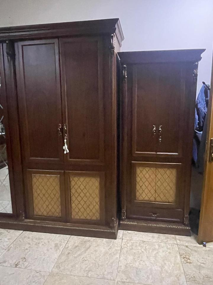 غرفه نوم صاج عراقي نظيفه جدا ومابيه اي ضرر بغداد للتواصل ***********
