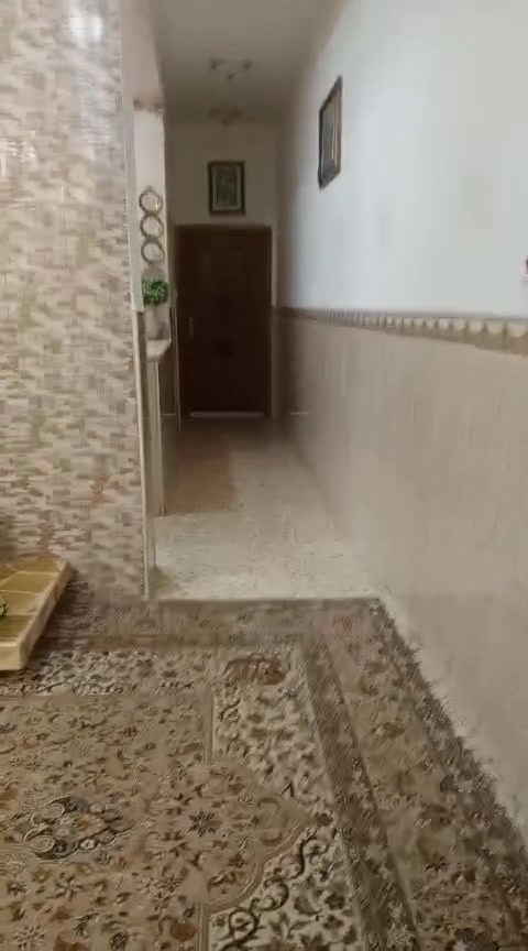 السلام عليكم
دار للبيع أو مراوس بيت في مجمع الكرار
المساحه 100 م 5 × 20
طابقين الطابق الثاني ما كامل
بناء جناي درجه اولى
خلف التجاري مقابل المتنزه الجديد
أستفسار اتصال ***********
