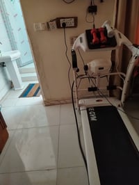 عندي جهاز رياضه ابسعر جدا مناسب مكاني الفحامه قرب شارع المركز رقمي0771...